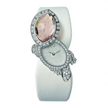 時尚婚嫁 珠寶、表情與化妝品的完美融合